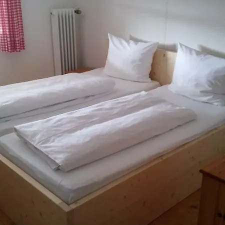 's Jaegermatt לינה וארוחת בוקר